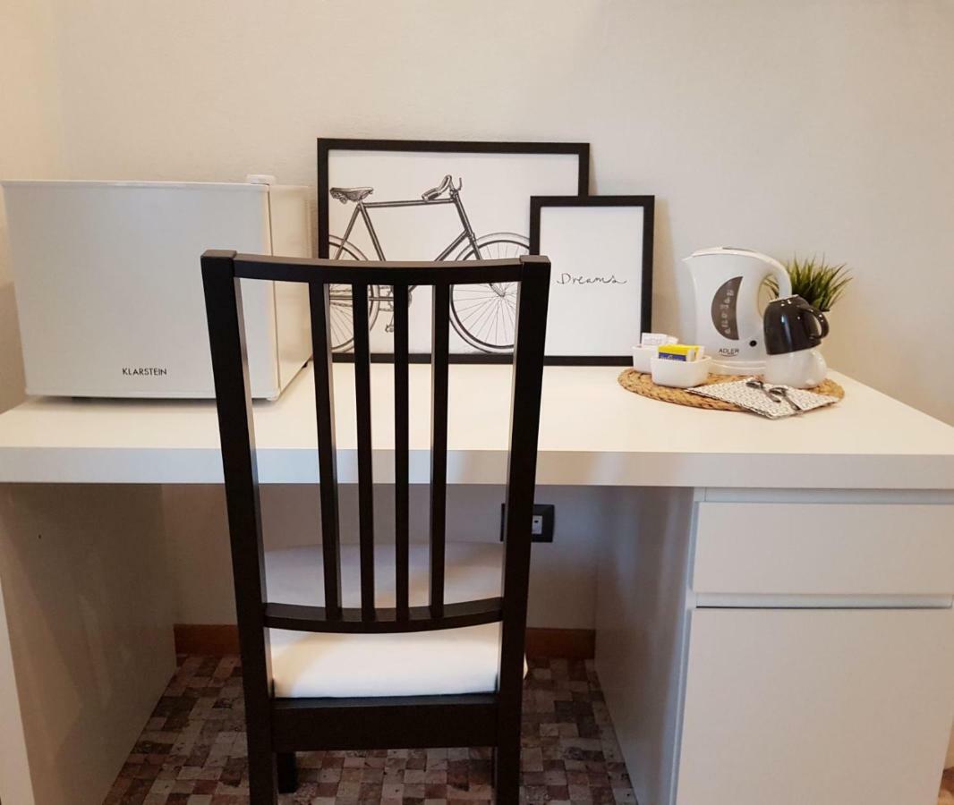 B&B Celeste Bedonia Bagian luar foto
